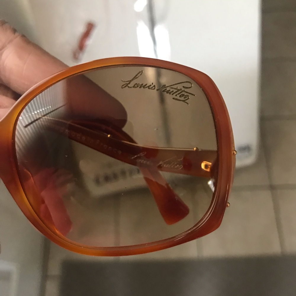 Gina Vintage Louis Vuitton Sunglasses - Picture 5 of 6